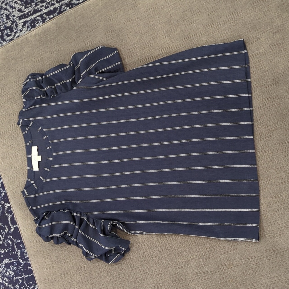 Women's loft top